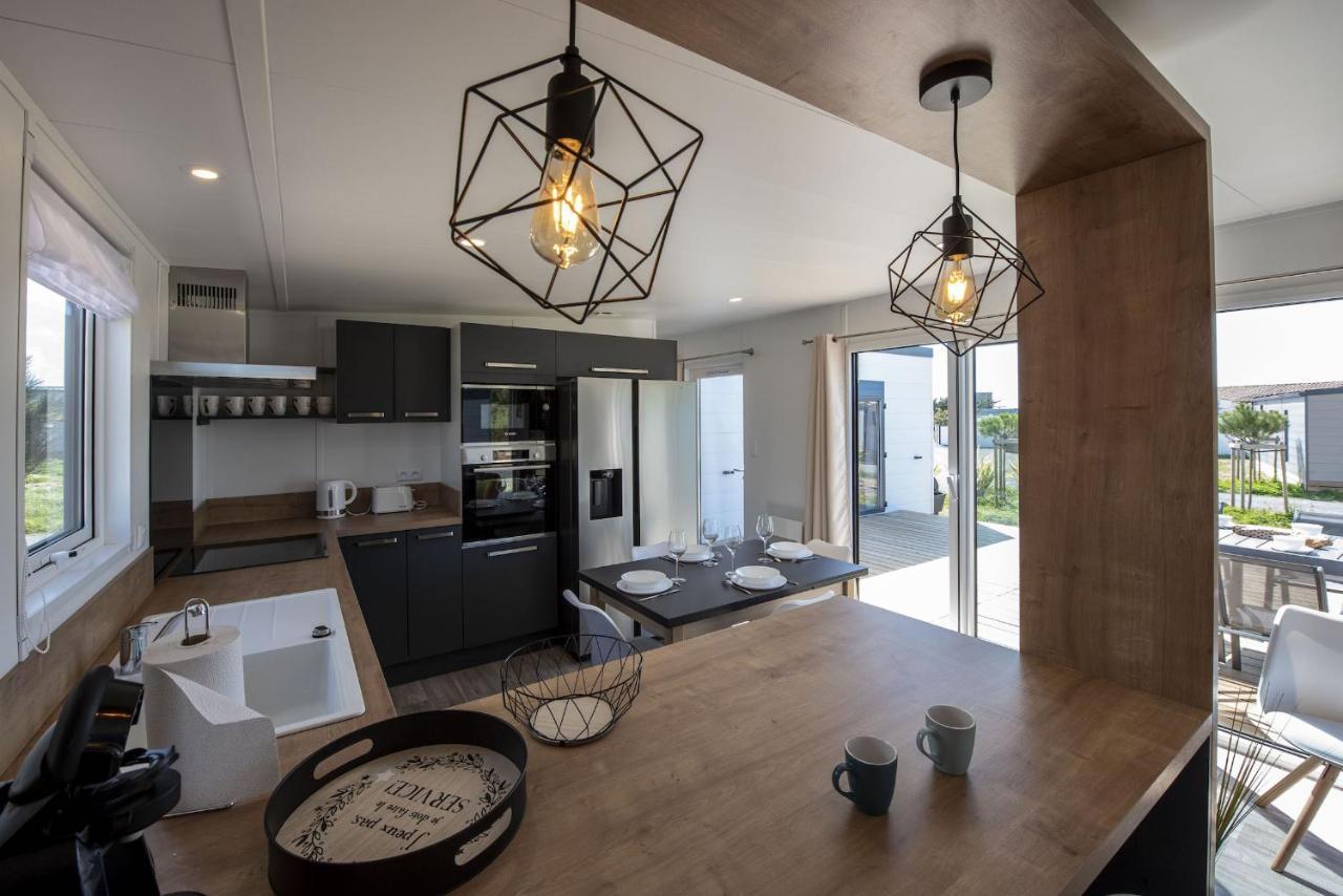 Chalet Pour 6 Dans Un Domaine Avec Piscine Brétignolles-sur-Mer Eksteriør billede